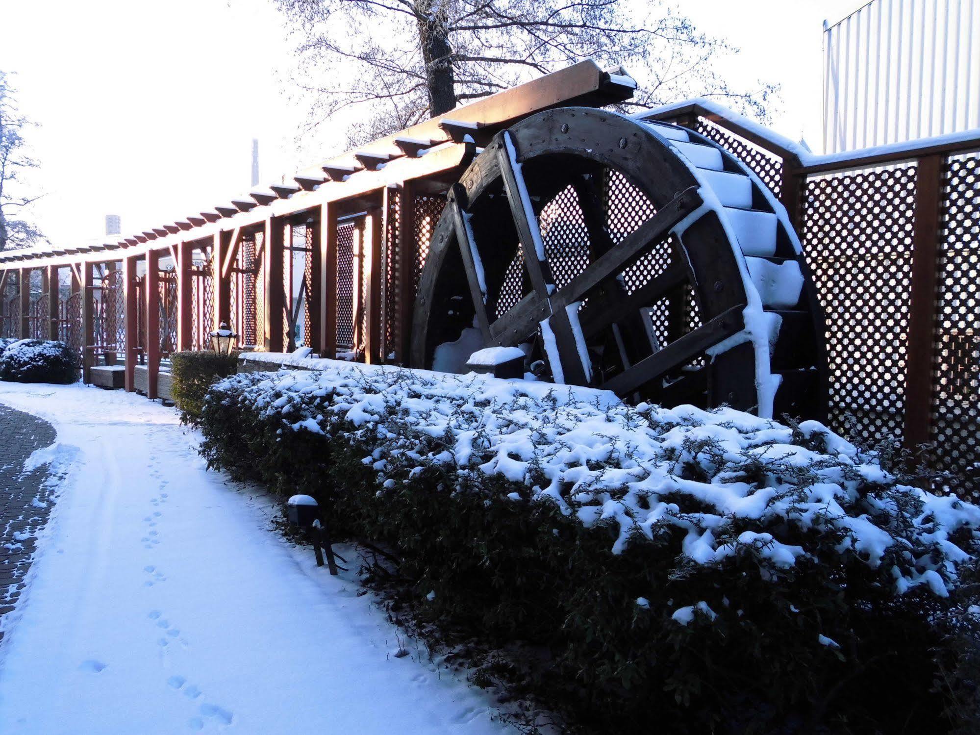 Hotel Spanischer Hof Gröditz Exteriör bild